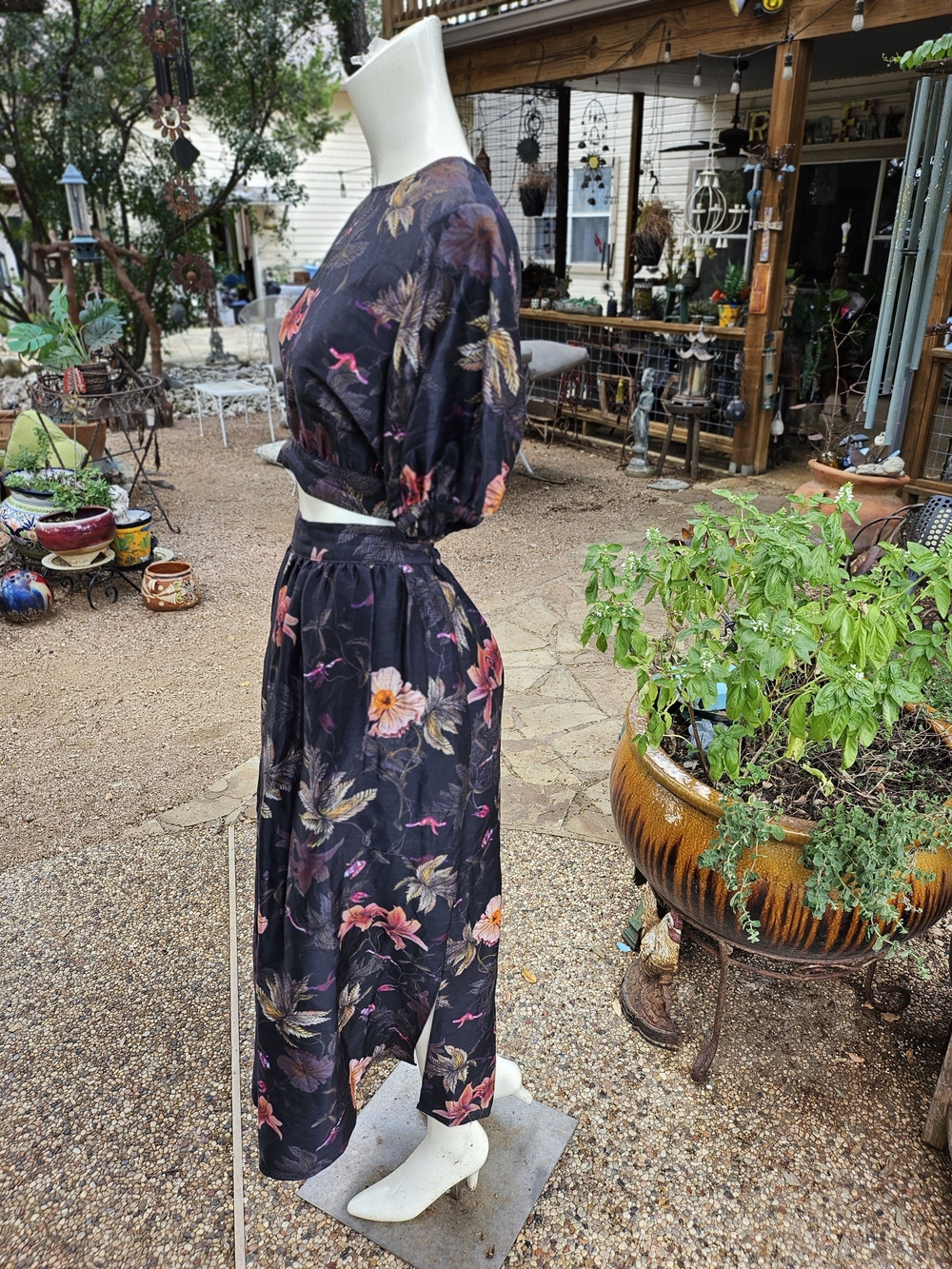AllSaints Asta Viviana Black Silk Linen Blend Maxi Skirt (8) & Blouse (6) Set - Picture 4 of 16